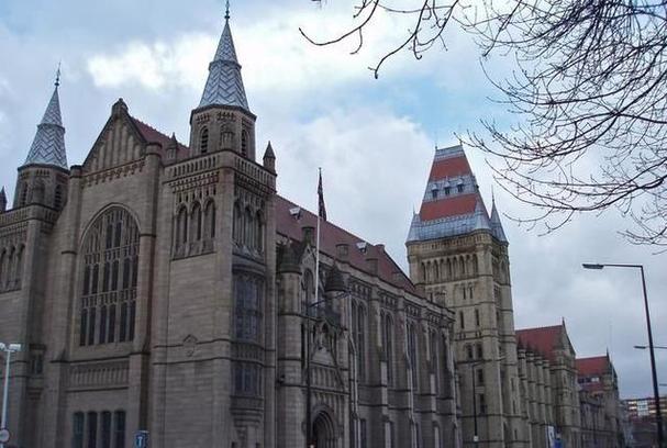 为什么留学都去曼彻斯特-曼彻斯特大学为什么容易申请？