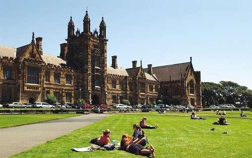 澳洲硕士留学为什么简单-澳洲硕士留学的优势和弊端？