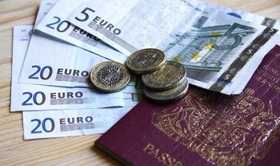 为什么出国留学最便宜-出国留学现汇和现钞哪个合算？