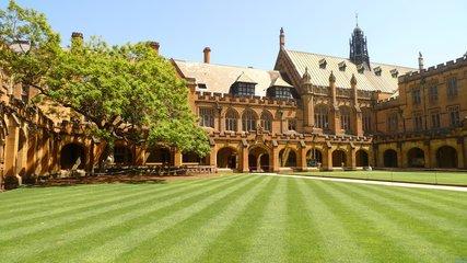 为什么澳洲留学要预科-澳洲留学进大学本科之前，必须先读预科吗？