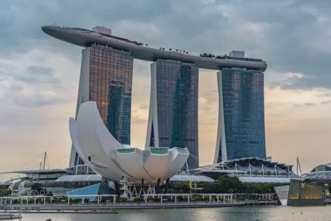 为什么新加坡学生留学少-新加坡留学，为什么新加坡是世界上车祸率最低的国家之一？