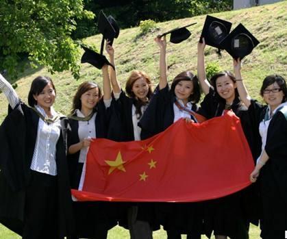 国外留学为什么选择回国-为什么很多在外国读大学的学生要回中国读高中？