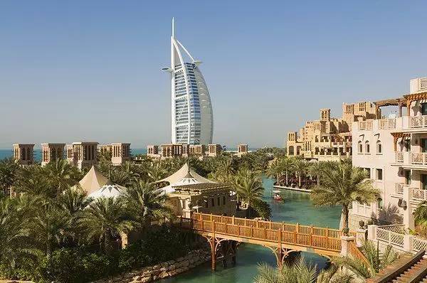 为什么有人去迪拜留学-阿联酋留学的利弊？