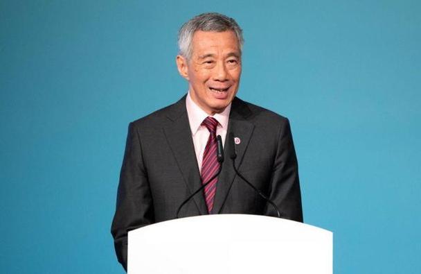 李光耀为什么要在英国留学-四海为家历史人物介绍？