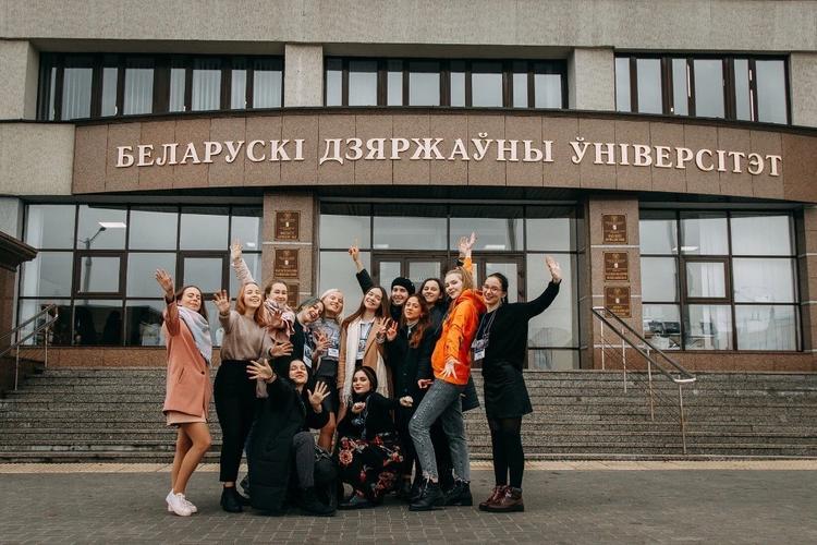 为什么都到苏联留学-俄罗斯留学的好处和弊端有哪些？