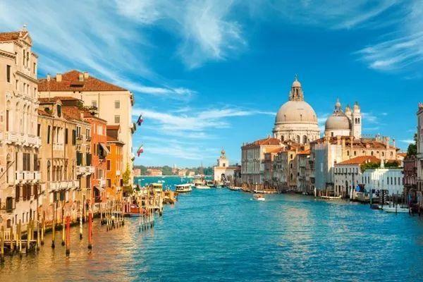 为什么意大利留学最好-意大利和俄罗斯哪个留学好？