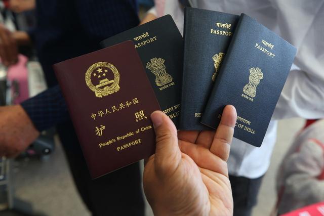 留学护照为什么被撕掉-留学护照和普通护照一样吗？