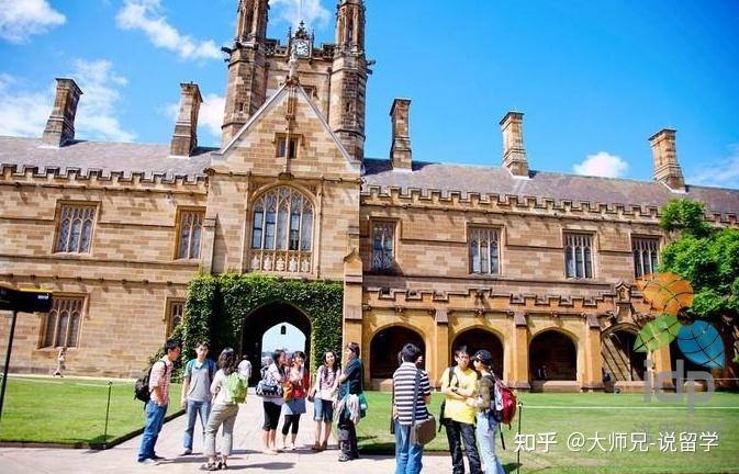 为什么澳洲留学要求低-澳大利亚高中留学的国内成绩要求？