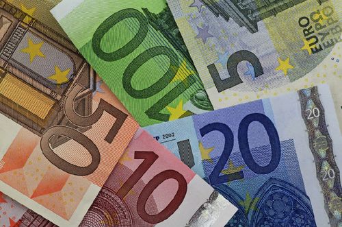 在荷兰留学为什么交税-荷兰工资4000欧要交多少税？